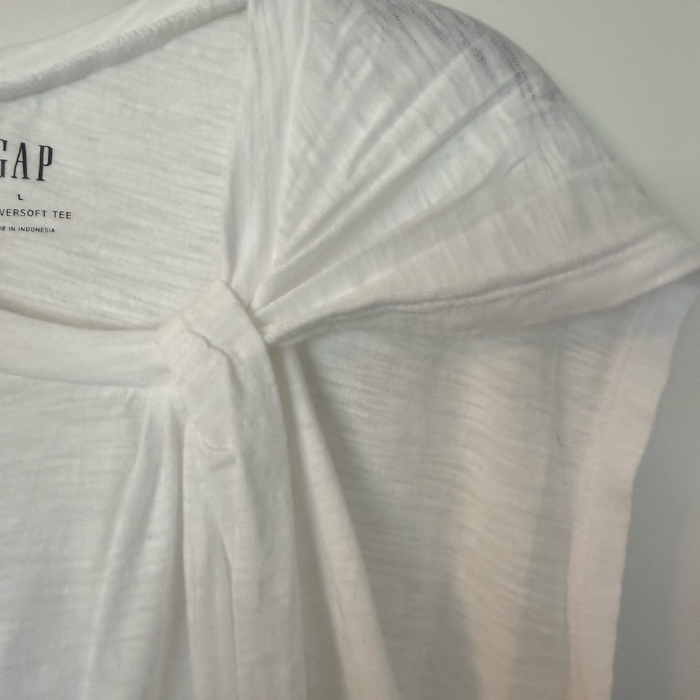 GAP White Knot-Detail Tank Top - Picture 2 of 5